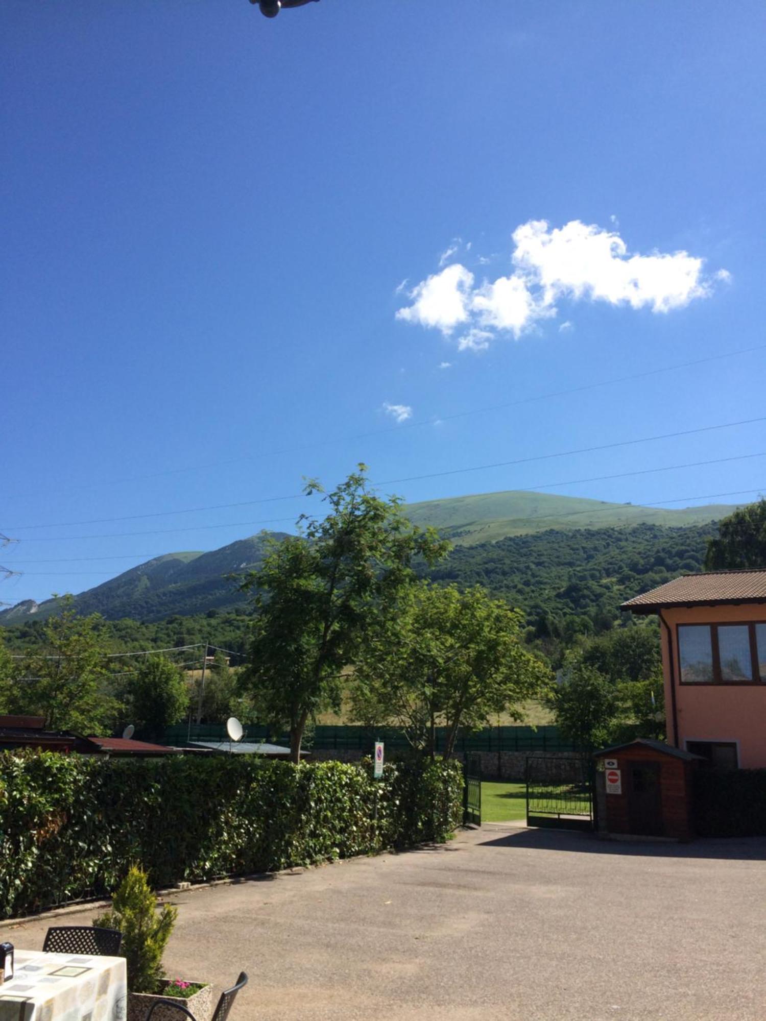 Hotel Edelweiss San Zeno di Montagna Exterior photo